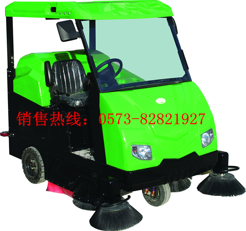 上海旅游景點(diǎn)道路垃圾清掃車(chē)