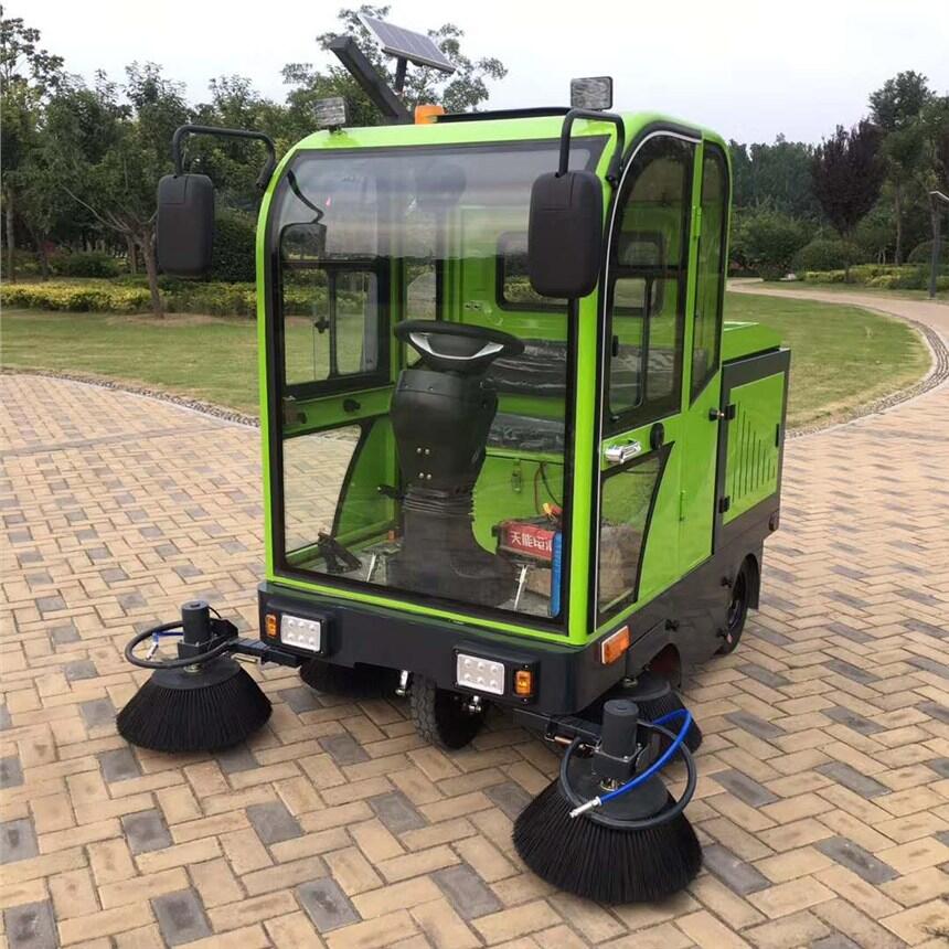沈陽市工廠工地物業(yè)掃地機(jī) 三朋電瓶駕駛式清掃車JC1900  