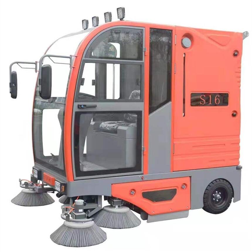 凱迪斯駕駛式掃地車S16 多功能道路保潔清掃車常熟工廠店